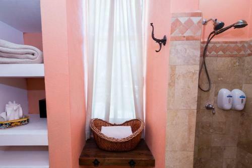 Hotel Encanto Inn & Suites