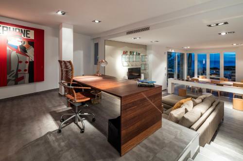 Villa Infinity -amazing Luxury Villa 3 Pools & Jacuzzi