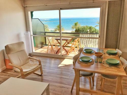 Apartamento Primera Linea De Mar Centro Roses