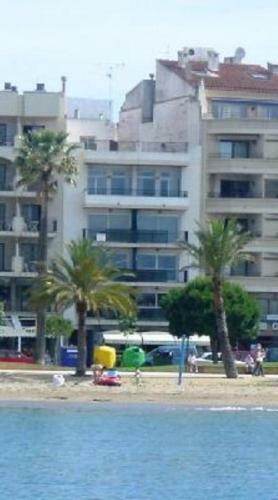 Apartamento Primera Linea De Mar Centro Roses