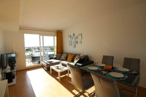 Apartamento 3324 Royal Marine II 412