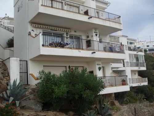 Apartamento En Roses Con Excelentes Vistas Al Mar