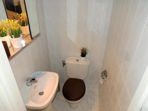 Apartamento En Roses Con Excelentes Vistas Al Mar