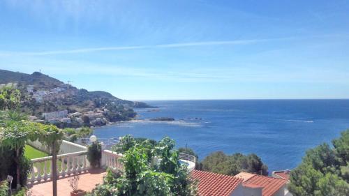 Breathtaking Costabrava Seaview Apartment 5m Beach