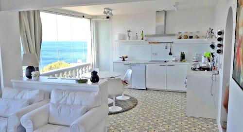 Breathtaking Costabrava Seaview Apartment 5m Beach