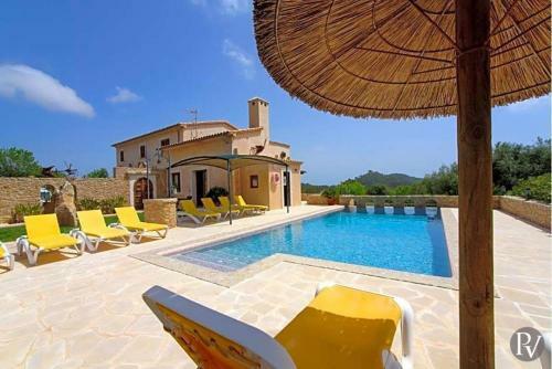 S'horta Villa Sleeps 10 Pool Air Con Wifi