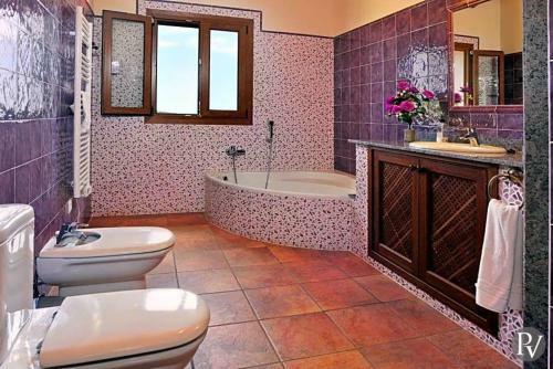 S'horta Villa Sleeps 10 Pool Air Con Wifi
