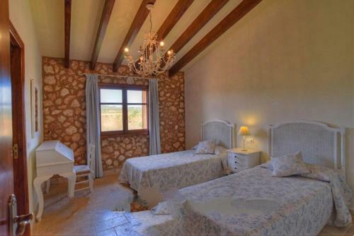 Agroturismo S'horta Villa Sleeps 8