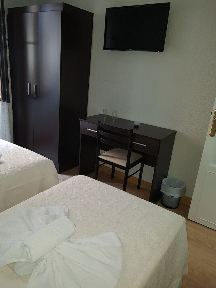 Hotel Hostal Salamanca Home