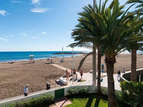 Beachfront Apartment Las Burras Mra 02