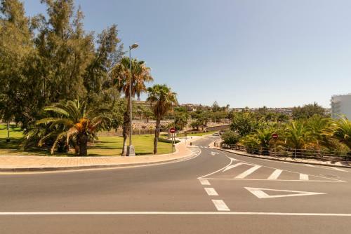 Apartamento Lightbooking- San Agustin Is A Must