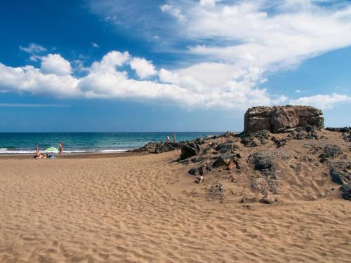 Beachfront Apartment Siesta 21 San Agustin Playa