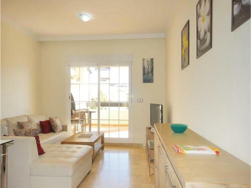 Two-bedroom Apartment In San Luis De Sabinillas