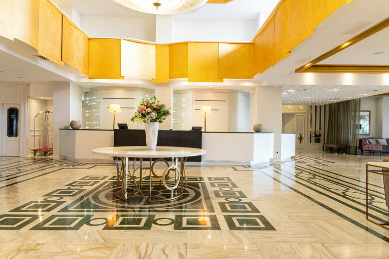Gpro Valparaiso Palace Hotel & Spa