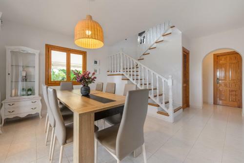 Villa Kiku Ibiza: Excellent Location, Refurbished