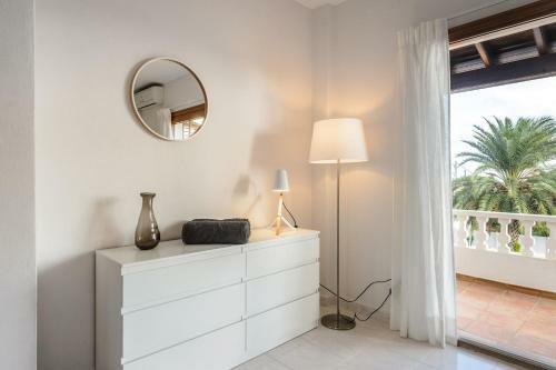 Villa Kiku Ibiza: Excellent Location, Refurbished