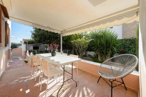 Villa Kiku Ibiza: Excellent Location, Refurbished