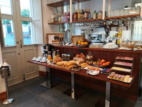 Hotel Emblem�tico Holiday Time