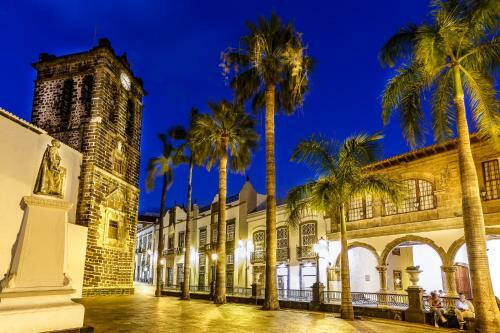 Suites & Apartments Calle Real