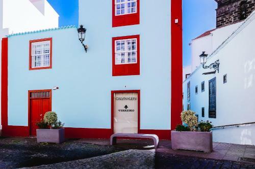 Suites & Apartments Calle Real