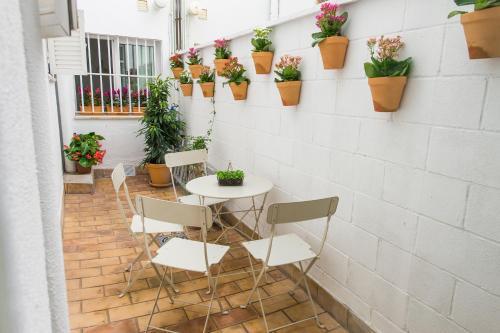 Anjara Apartments
