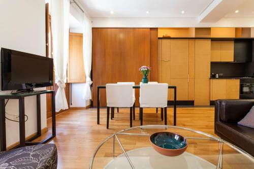 Artists Design - Space Maison Apartments