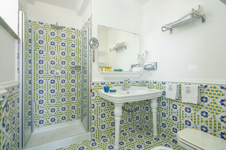 Hotel Le Ancore(.)
