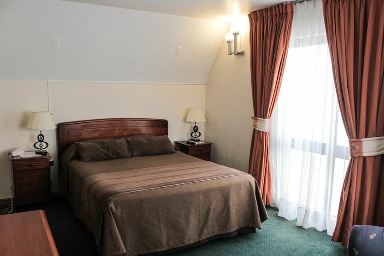 Hotel Maria Angola