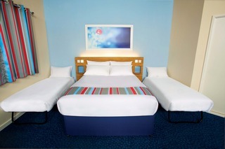 Travelodge Glasgow Central Hotel