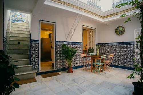 Viva Marvelous Seville Home W Patio