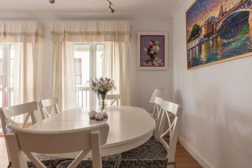 Apartamento 22 Calle Cabeza Del Rey Don Pedro