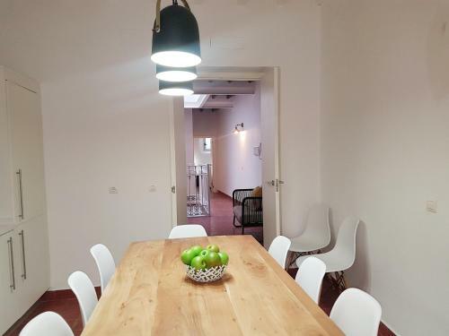 Reservaloen Casa Sevillana