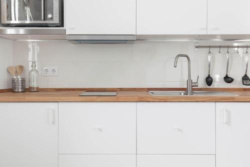 Beautiful 1 Bedroom Apartment A/c,wifi