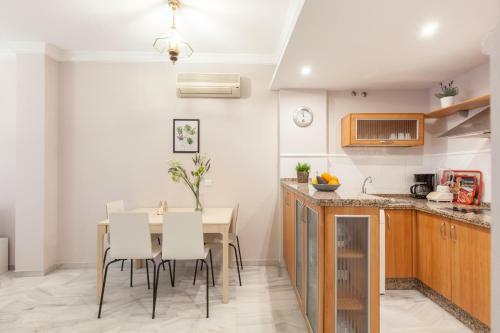 Elegante Apartamento En El Corazon De Sevilla.