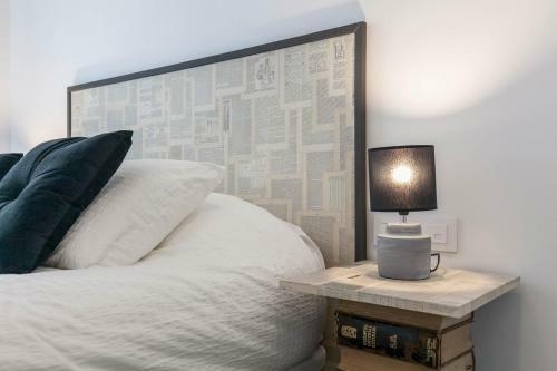 Modern And Spacious Apartment. Private Patio