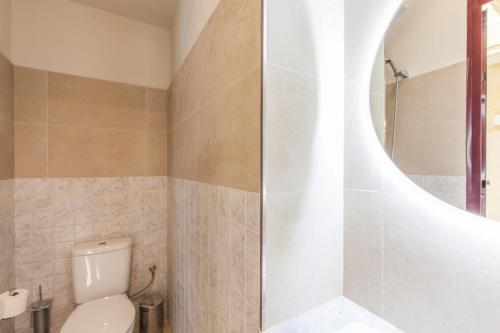 Fantastic 3-floor Apartment With Private Terrace