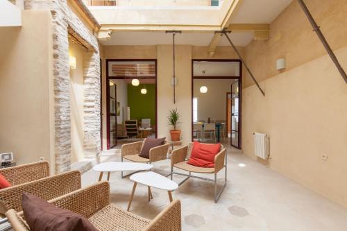 Fantastic 3-floor Apartment With Private Terrace