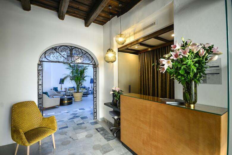 Hotel Legado Alcazar