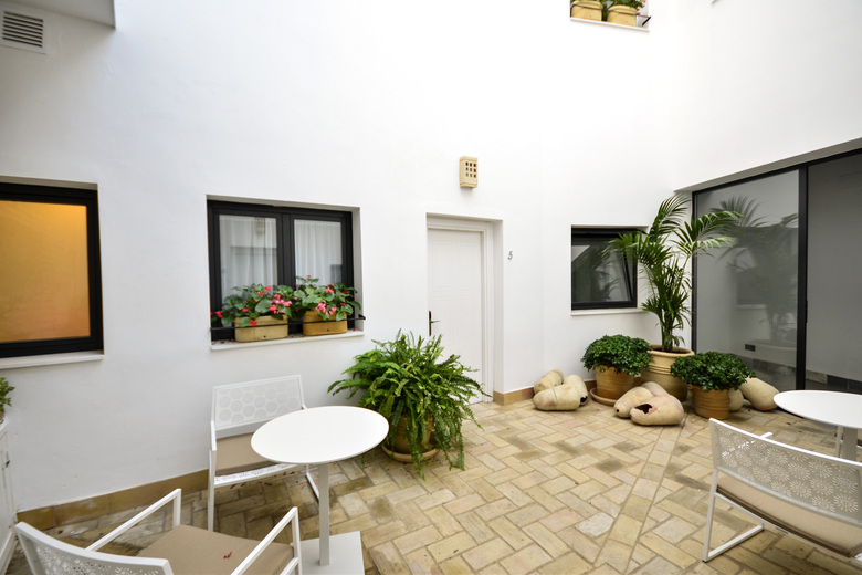 Hotel Legado Alcazar