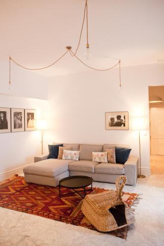 Quiet & Modern Apartment In Typical Sevilla House