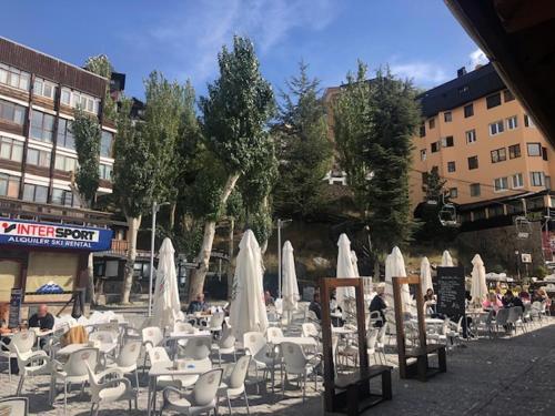 Apartamento Plaza Pradollano 2