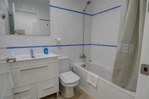 White Center Apartment