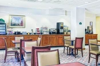 Hotel Wingate By Wyndham Albany