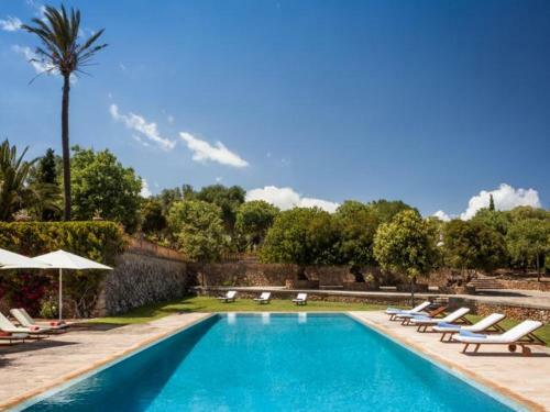 Son Serra De Marina Villa Sleeps 16 Pool Air Con