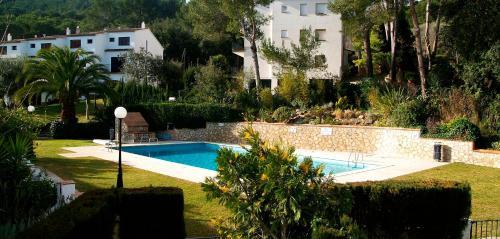 Tamariu Villa Sleeps 6 Pool