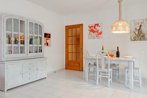 Tamariu Apartment Sleeps 6 Pool