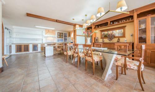 Apartamento En La Playa La Mora