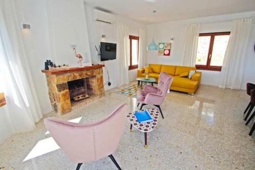 Suerte - Sea View Villa With Private Pool In Moraira