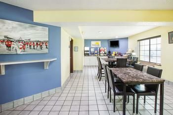 Hotel Days Inn Blue Springs