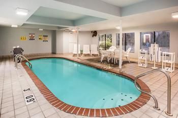 Hotel Days Inn Blue Springs